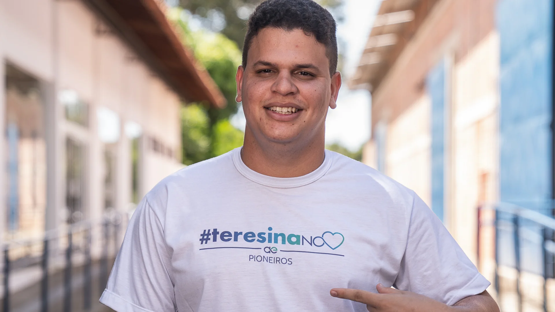 Vitor Barbosa Lima, de 20 anos, participou do Projeto Pioneiros e hoje é operador de Esgoto da Águas de Teresina.